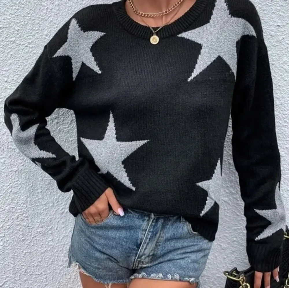 STARS BLACK WHITE TOP SWEATER, LIGHTWEIGHT SZ SM nwt hp🔥🔥🔥🔥🔥 - Picture 2 of 5